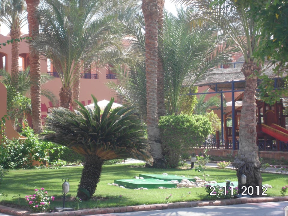 Sehr gepflegte Gartenanlage Jaz Makadi Oasis Resort
