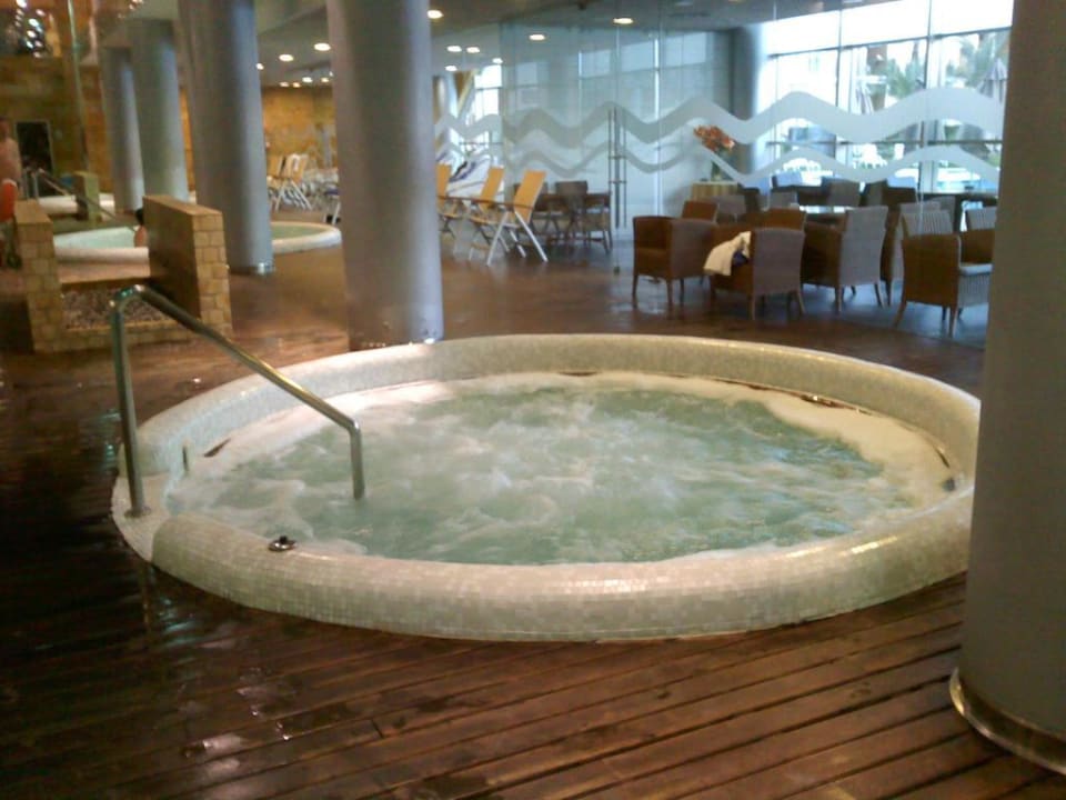 Whirlpool 1 mit Schaum Grupotel Playa de Palma Suites & Spa