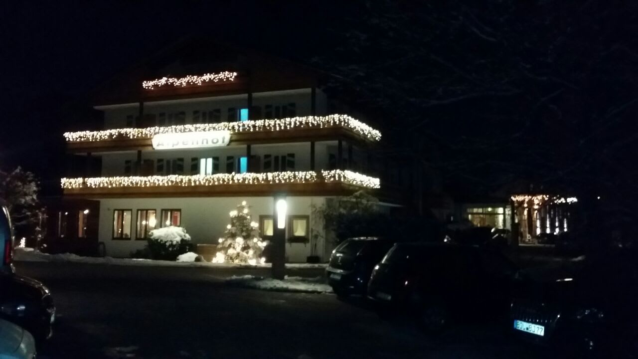 Außenansicht Alm- & Wellnesshotel Alpenhof