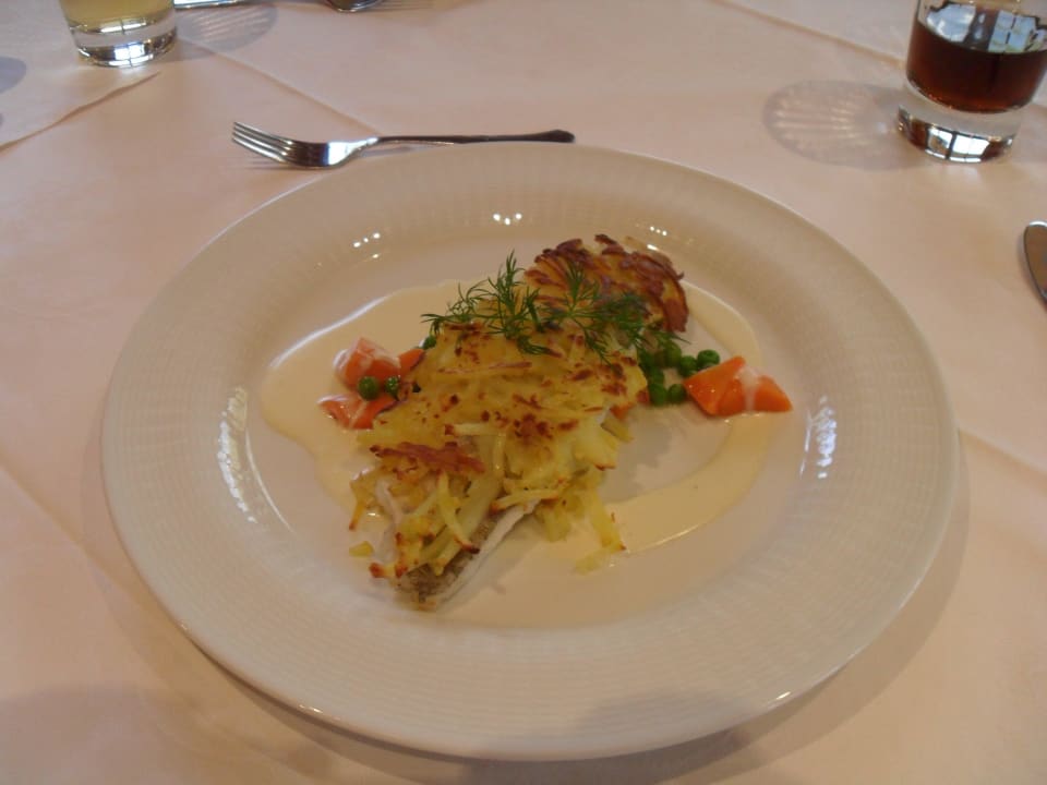 Zanderfilet in Kartoffelmantel Hotel Chalet Tianes