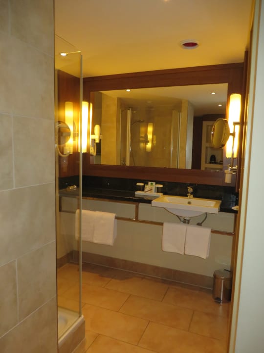 Zimmer Lindner Hotel Hamburg Am Michel, part of JdV by Hyatt