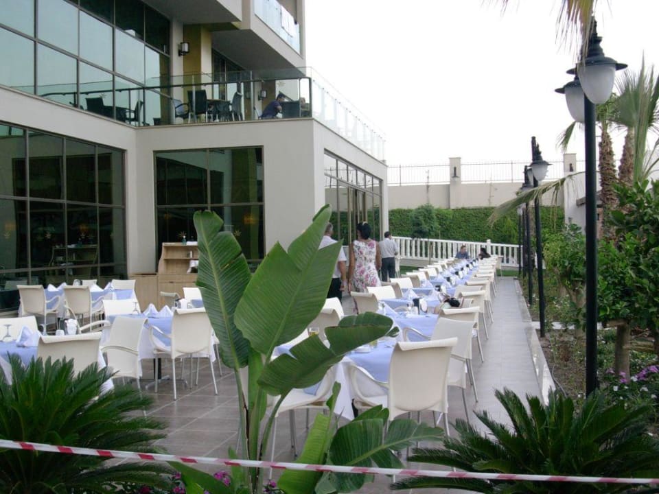 Aussenterrasse des Buffet-Restaurants Aydinbey Kings Palace & Spa