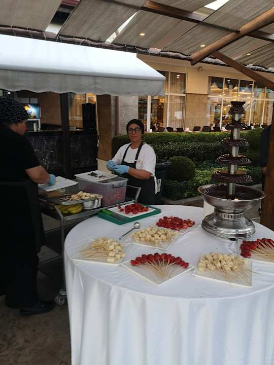 Gastro Mary Hotel Side