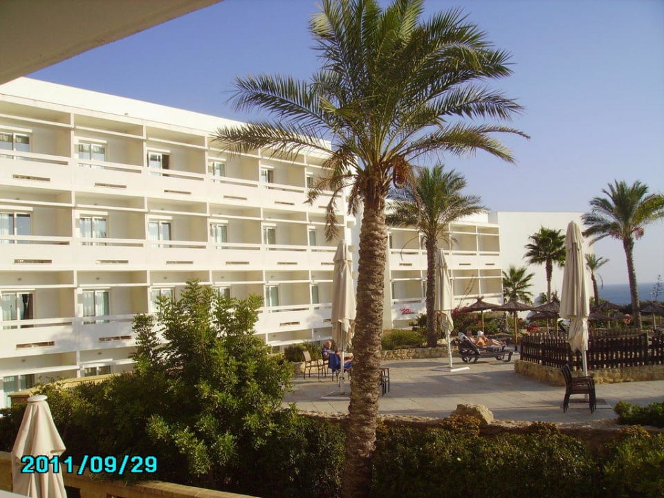 Blick von der Bar  Garbi Costa Luz