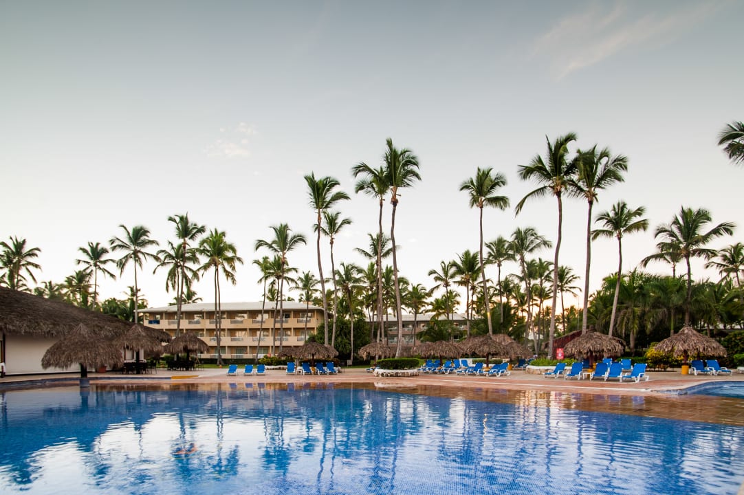 Pool Grand Sirenis Punta Cana Resort & Aquagames