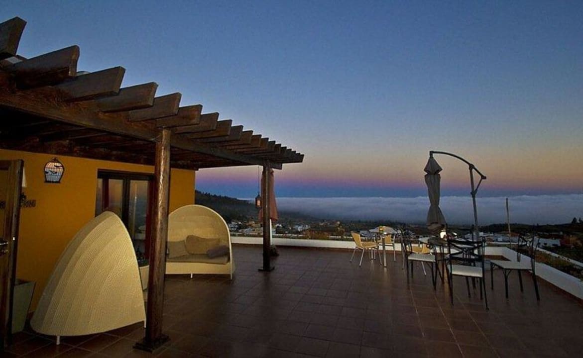 Anochecer Hotel Alta Montaña