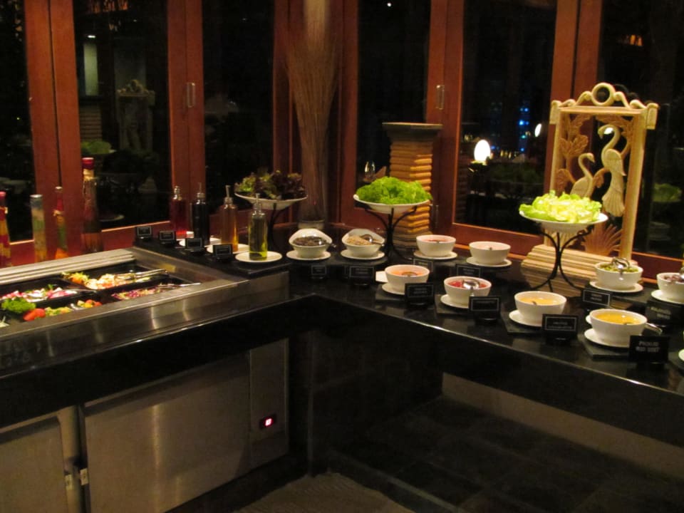 Büffet Veligandu Maldives Resort Island