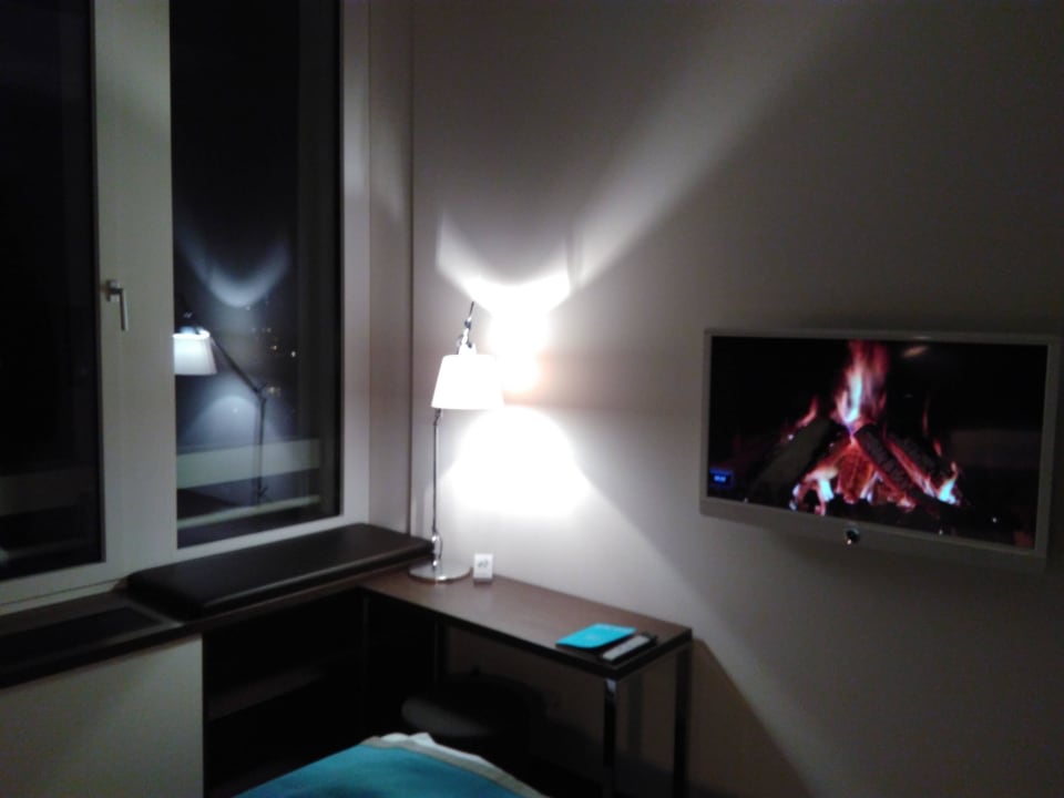 TV -Ecke Motel One München-Campus