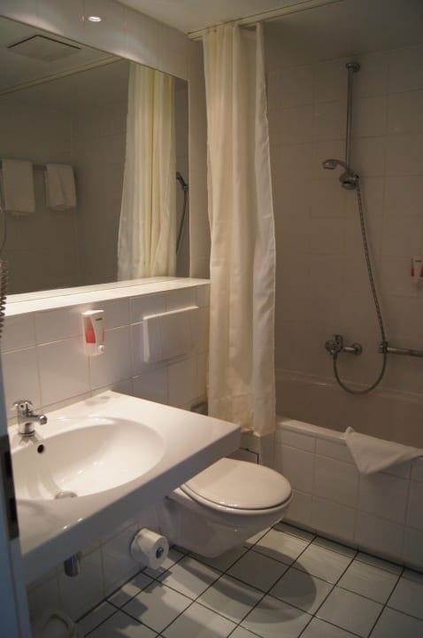 Badezimmer Hotel Domicil Hamburg by Golden Tulip