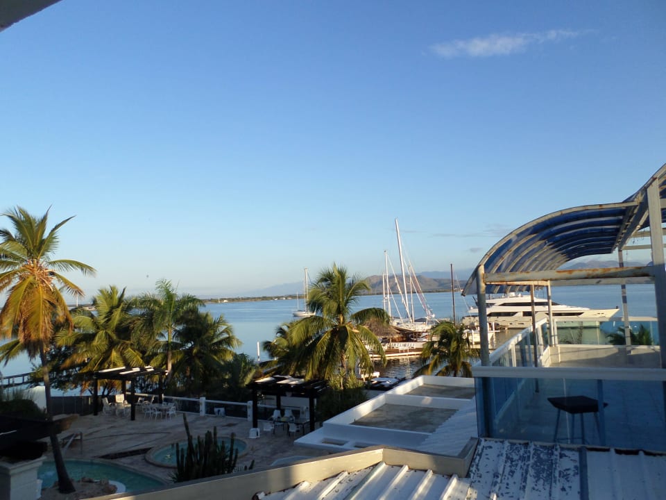 Meer mit eigenem Bootsanleger Hotel Costa Larimar