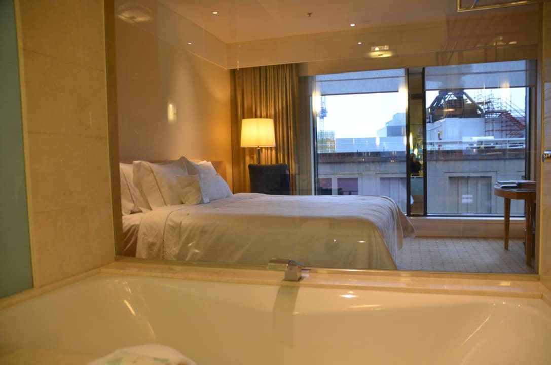 Zimmer The Fullerton Hotel Sydney