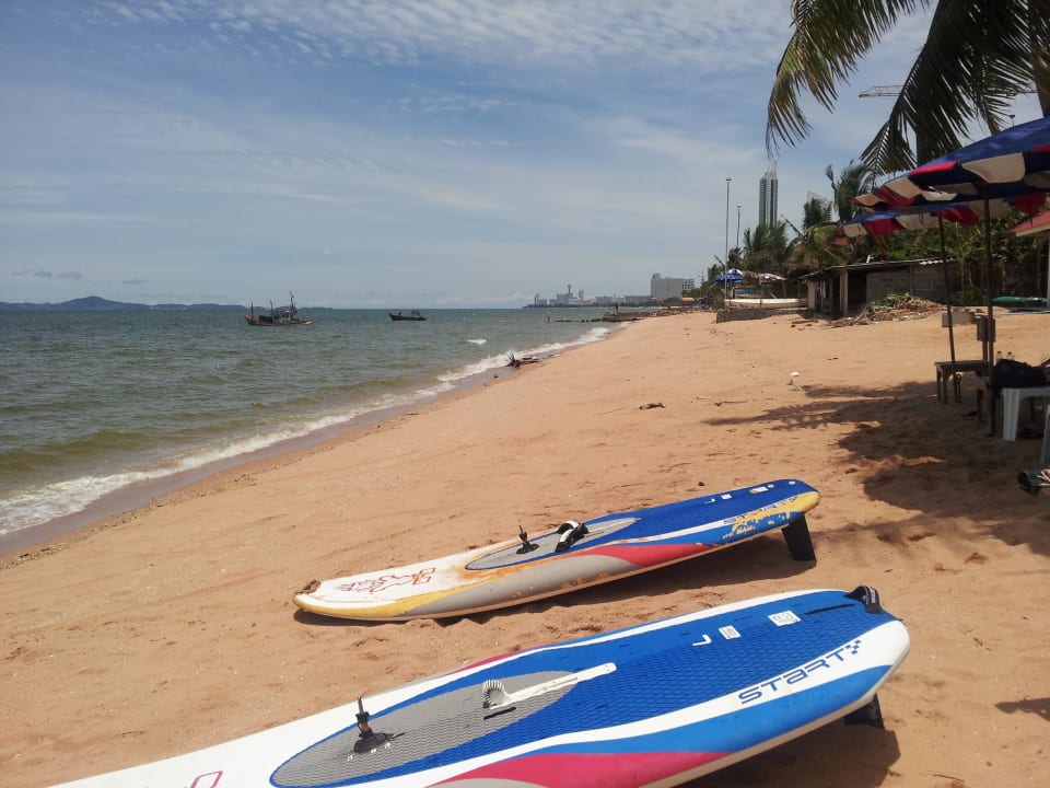 Strand Pinnacle Grand Jomtien Resort