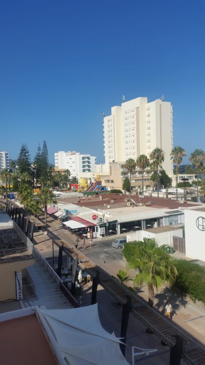 Blick vom Balkon  La Santa Maria Hotel