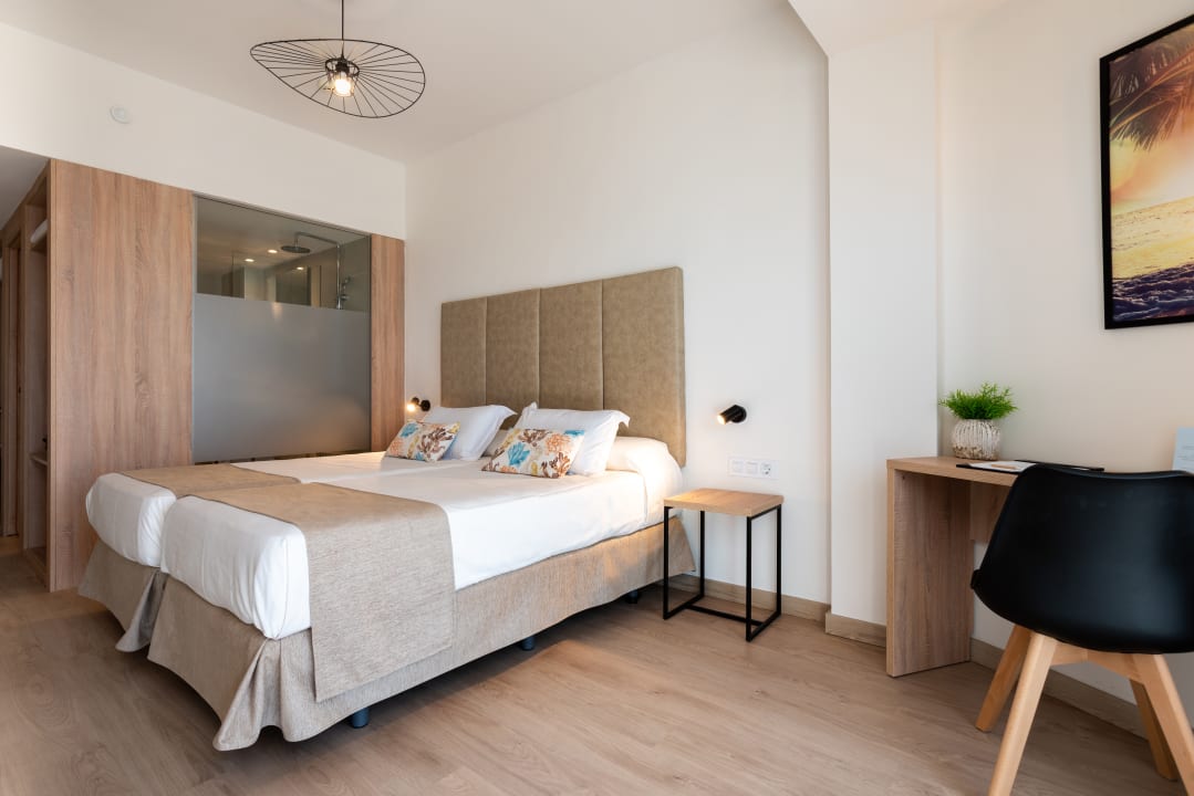 Zimmer Hotel Las Arenas