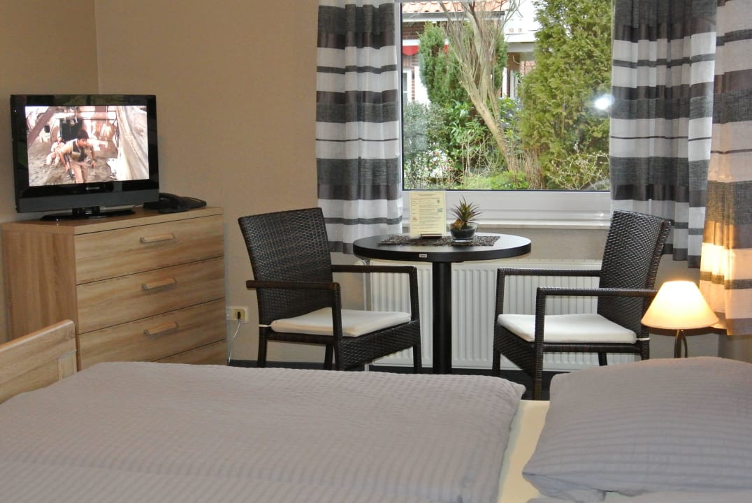 Doppelzimmer Superior mit Kabel-TV Pension Villa Strandläufer