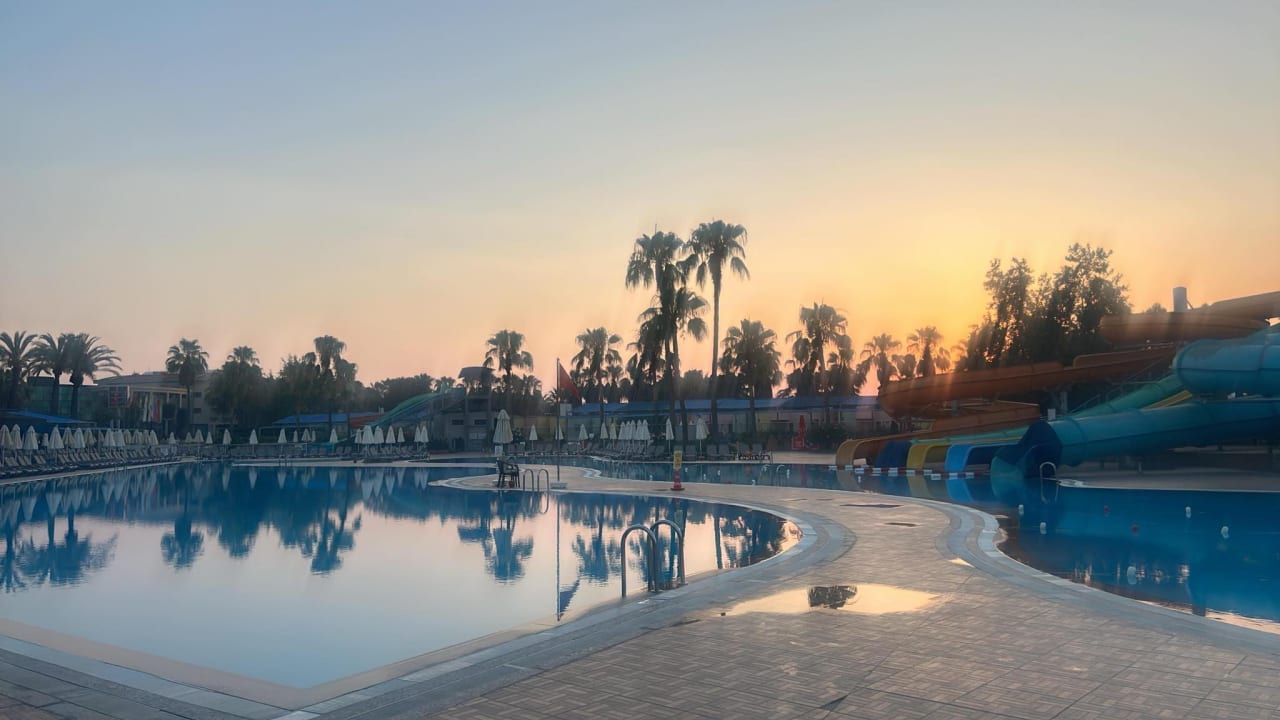 Pool VONRESORT Golden Beach