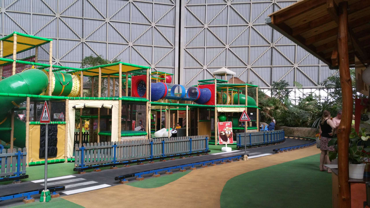 Tropino Kinderclub Tropical Islands Resort