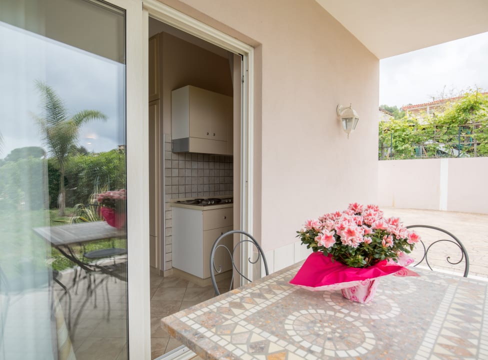 Außenansicht Valentour Residenza Borgo Italico
