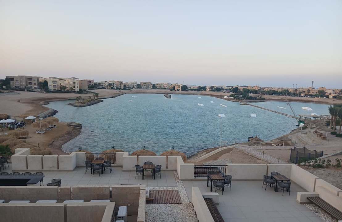 Strand Creek Hotel and Residences El Gouna