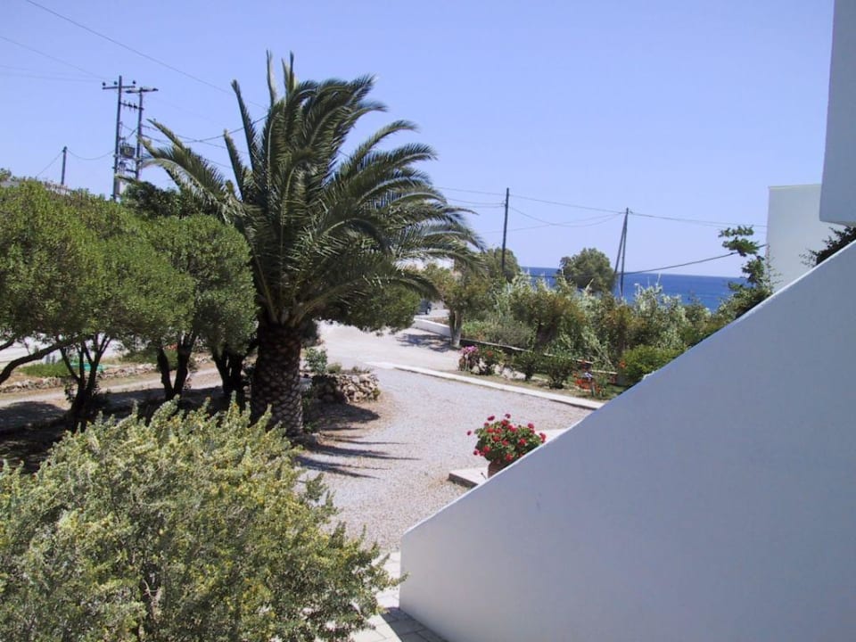 Garten und Meer Tselios Apartments