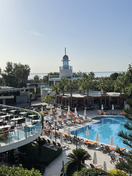 Ausblick Commodore Elite Suites & Spa - Adults only