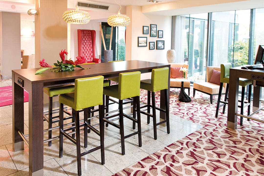 Lobby Leonardo Hotel Hannover Airport