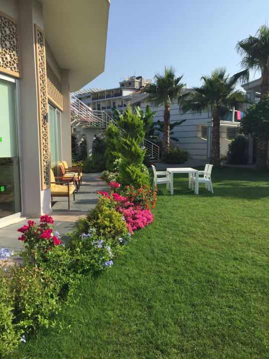 Gartenansicht  Sun Club Hotel