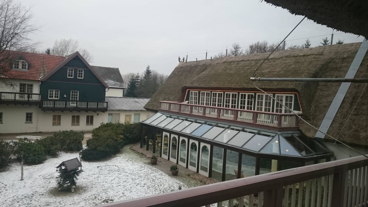 Ausblick in den Innenhof Meeressterne Hotel Forsthaus Damerow