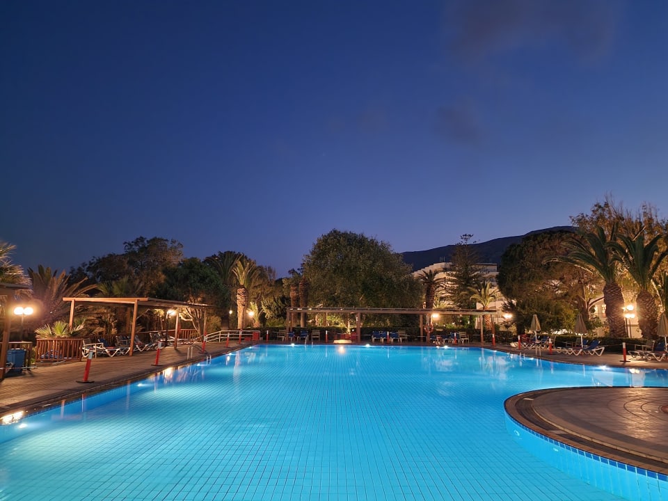 Pool Apollonia Beach Resort & Spa