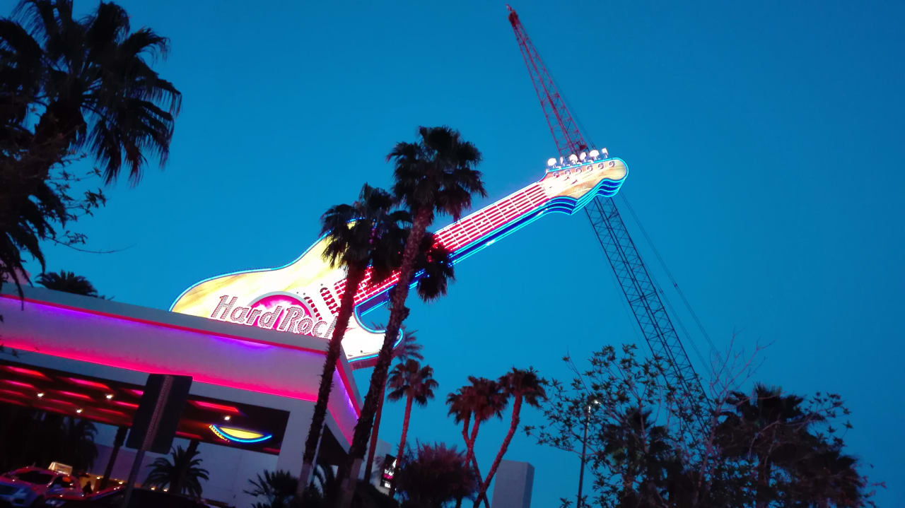 Sonstiges Virgin Hotels Las Vegas, Curio Collection by Hilton