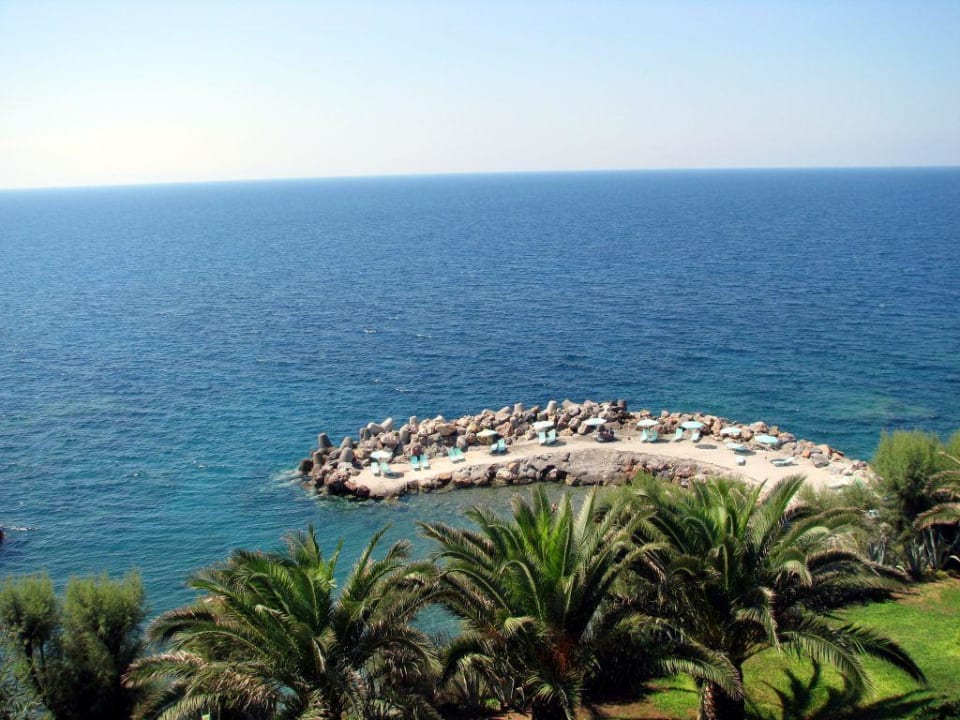 Eine von 4 Badebuchten. Iberostar Waves Creta Panorama & Mare