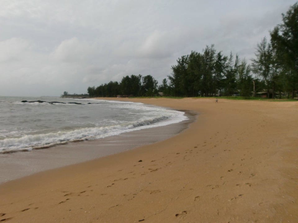 Strandspaziergang Khaolak Bhandari Resort & Spa