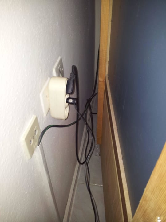 Einzige Steckdose im Zimmer Saygili Beach Hotel