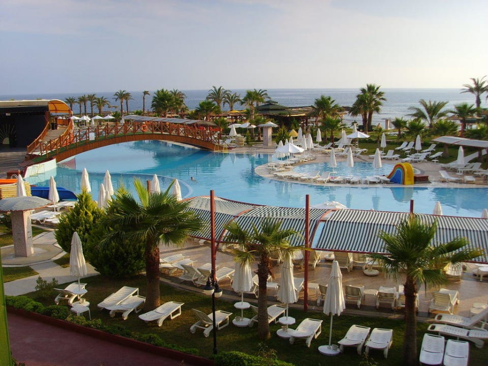 Blick auf den Pool Oz Hotels Incekum Beach