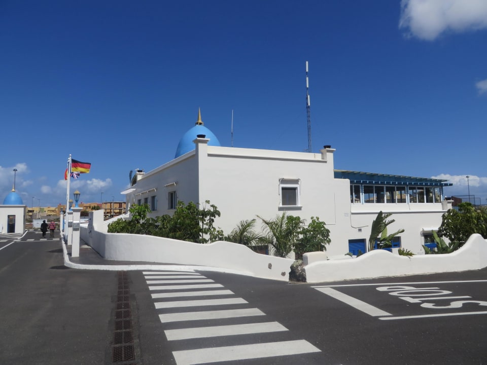 Hauptgebäude mit Rezeption, Restaurant, SPA etc. Bahiazul Villas & Club