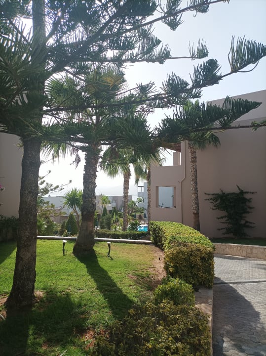 Gartenanlage Grand Hotel Holiday Resort