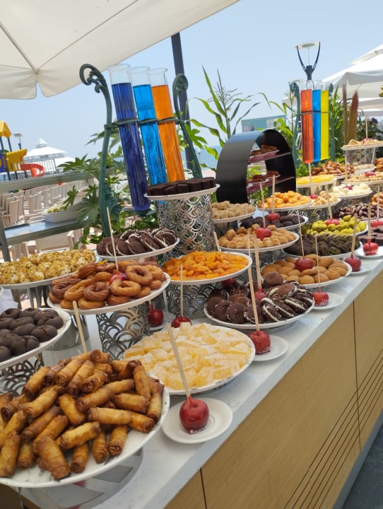 Gastro Granada Luxury Okurcalar