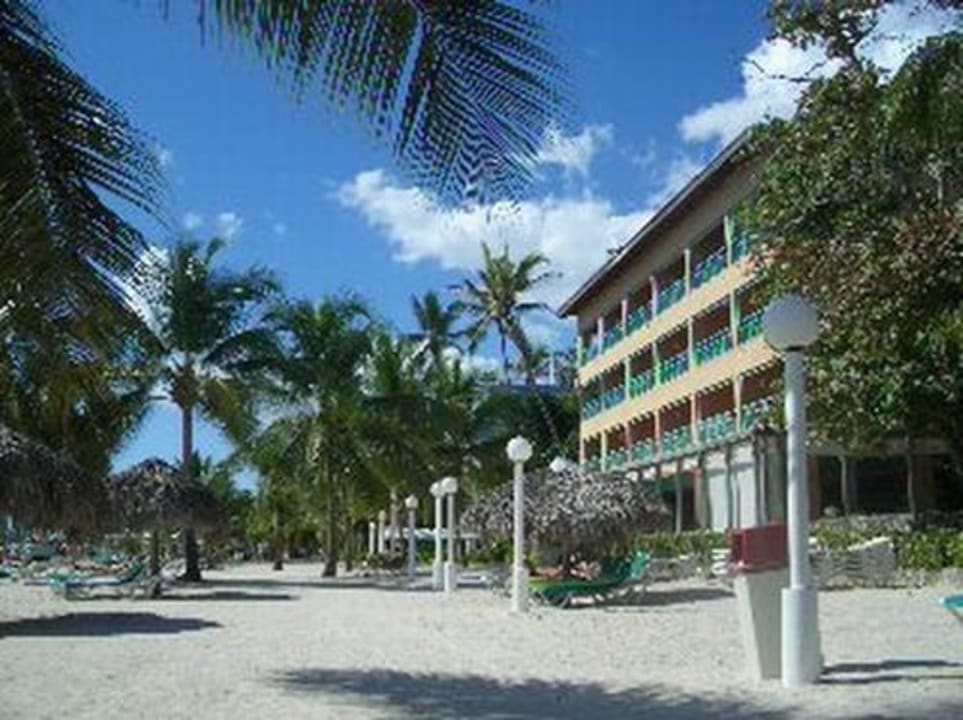 Strand und Haupthaus whala!boca chica