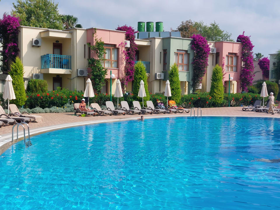 Pool VONRESORT Golden Beach