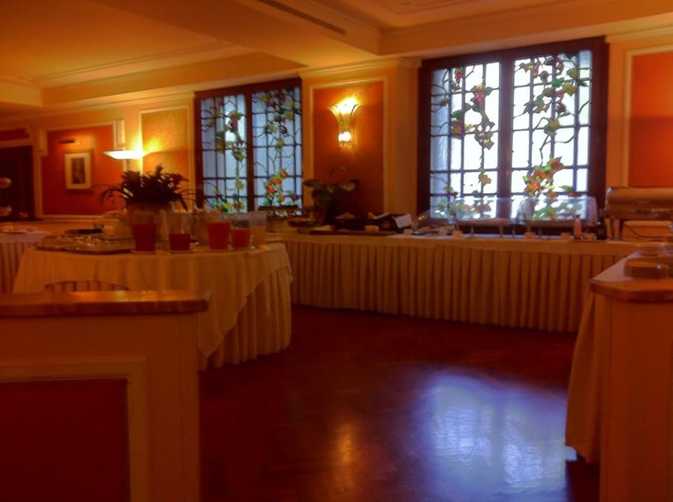 Frühstücksbuffet Starhotels Du Parc