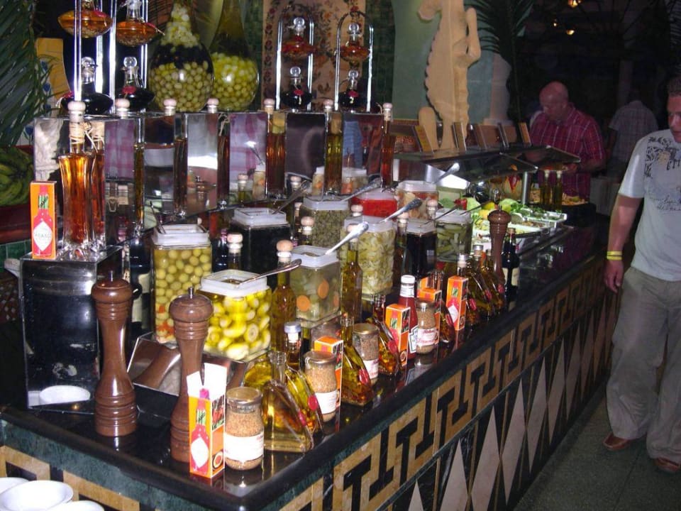 Buffet Iberostar Waves Costa Dorada