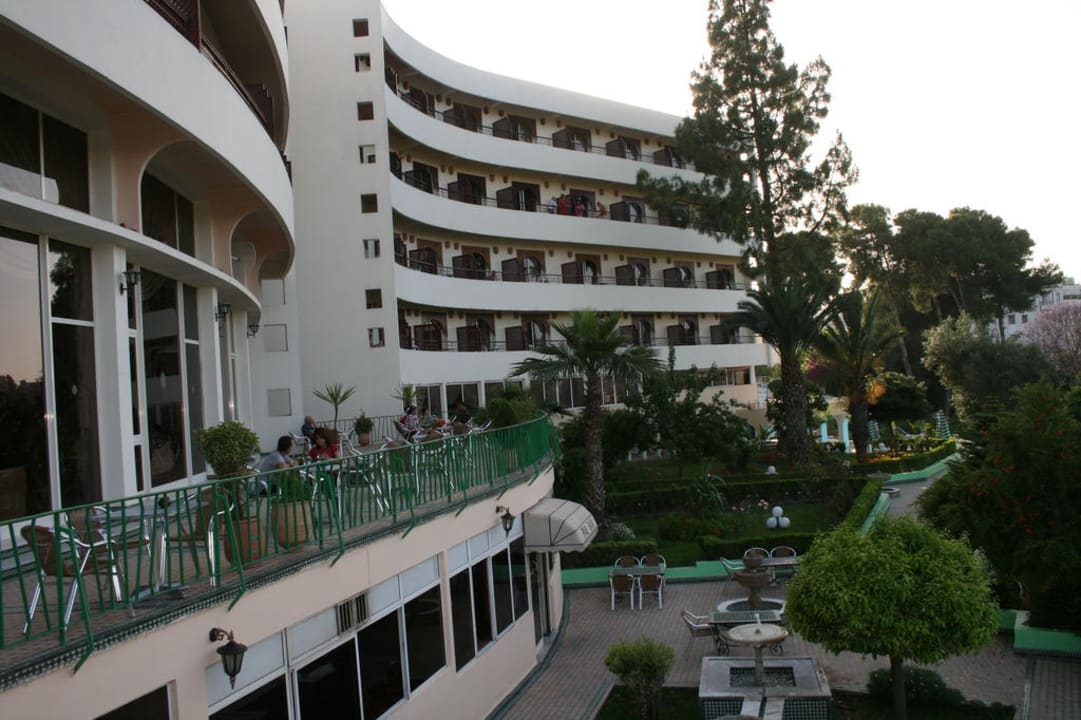 Hotel von hinten Hotel Menzeh Zalagh