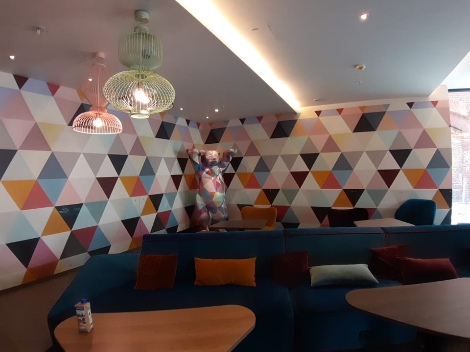 Lobby Hampton by Hilton Berlin City West