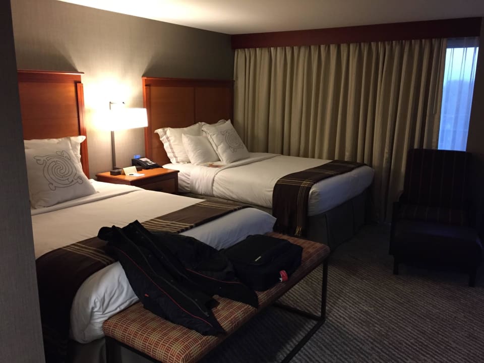 Zimmer sehr groß Hotel Eaglewood Resort and Spa