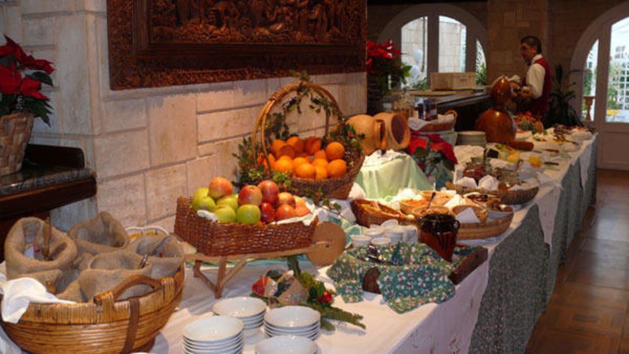 Teil des Frühstücksbuffets Bon Sol Resort & Spa