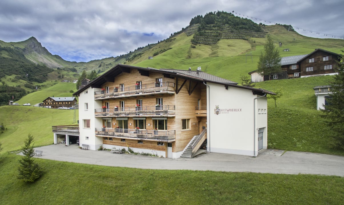 Außenansicht Appartementhaus Rotwandblick Faschina