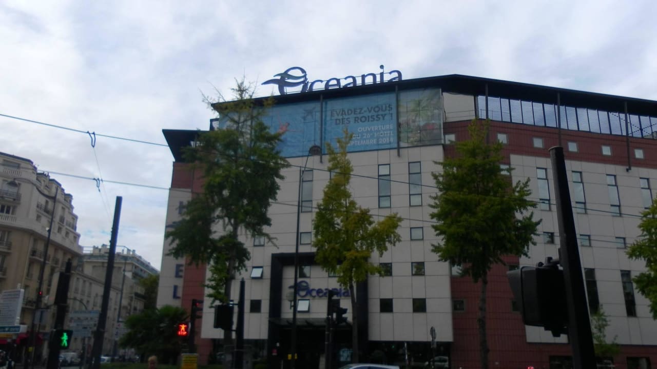 Außenansicht Hotel Oceania Paris Porte de Versailles