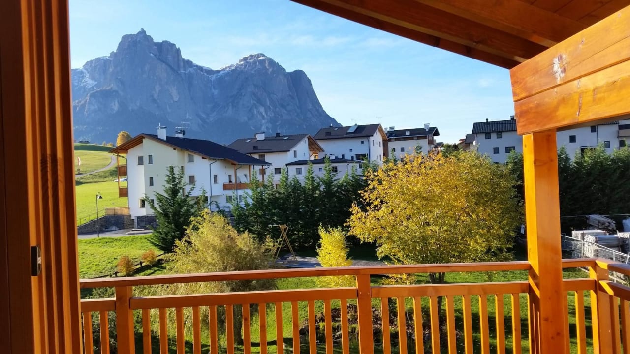 Blick vom Balkon zum Schlern Hotel Castel Oswald von Wolkenstein