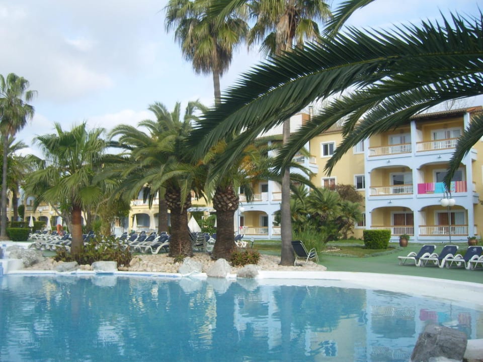 Pool Alcudia Garden Aparthotel