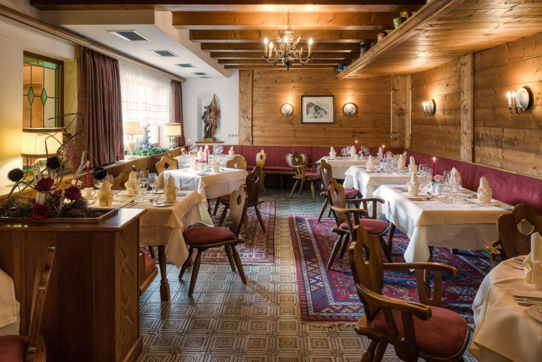 Stube Hotel Garni Alpenruh-Micheluzzi